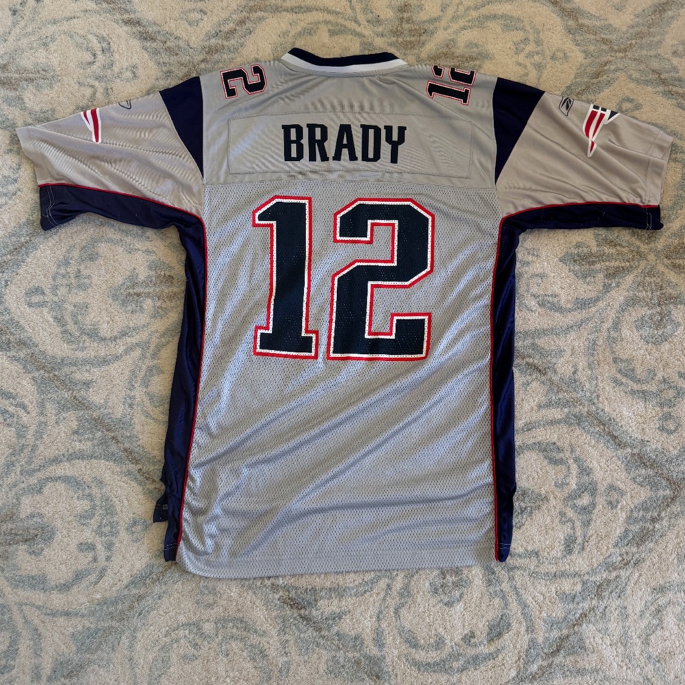 Tom Brady New England Patriots Grey Alternate Reebok Jersey